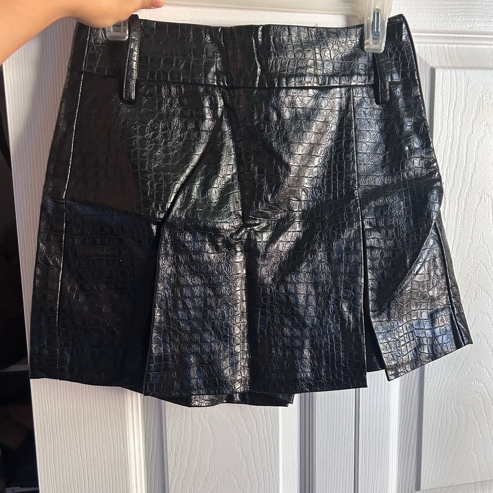 Zara Black Textured Skirt
